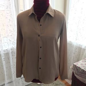 H and M women’s button down
